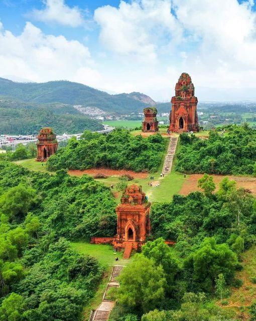 Tham quan tháp Chăm Tham quan tháp Chăm